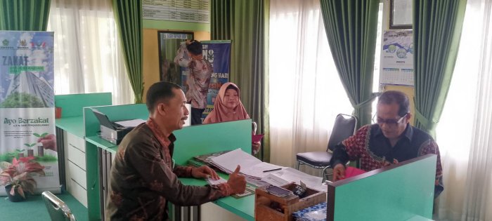 Tingkatkan Mutu Pelayanan, Kaur TU MAN 1 Batang Hari Sharing Best Practice dengan PTSP Kemenag Tingkatkan Mutu Pelayanan, Kaur TU MAN 1 Batang Hari Sharing Best Practice dengan PTSP Kemenag