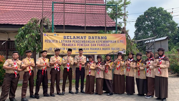 Anggota Gugus Depan 04-029 dan 04-030 pangkalan MAN 1 Batang Hari Ikuti LPK-Penegak dan Pandega Anggota Gugus Depan 04-029 dan 04-030 pangkalan MAN 1 Batang Hari Ikuti LPK-Penegak dan Pandega