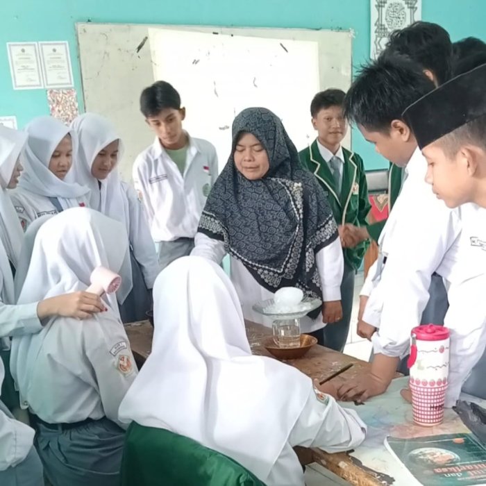 Inovasi Pembelajaran Geografi, Praktik Siklus Hidrologi Bikin Siswa Makin Paham