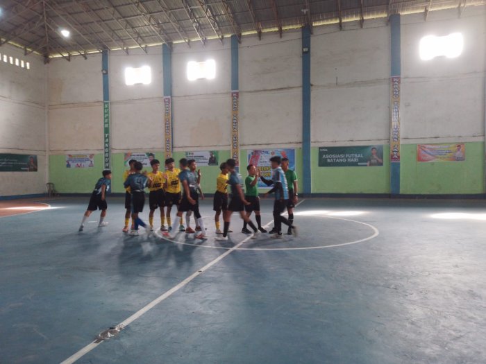 Tim Futsal MAN 1 Batang Hari Bertanding di Open Turnamen Karang Taruna Tunas Jaya Season 5
