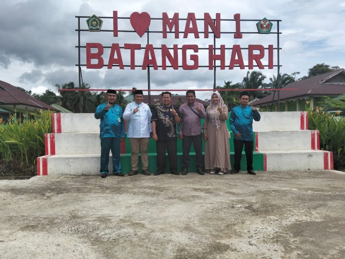 Wujudkan Kemenag Asri, MAN 1 Batang Hari Ikuti Penilaian Kantor Ideal HAB ke-80