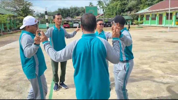 MAN 1 Batang Hari Meriahkan Hari Guru Nasional ke-80 MAN 1 Batang Hari Meriahkan Hari Guru Nasional ke-80