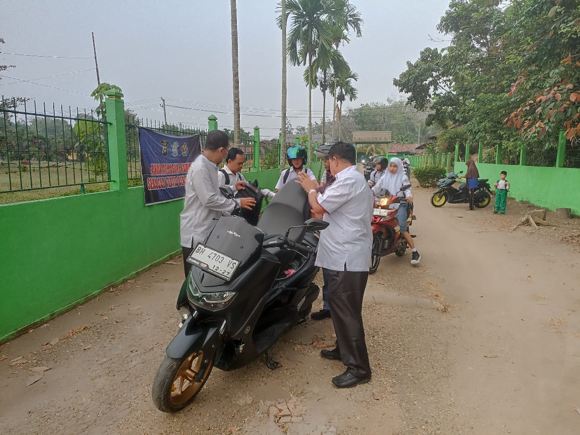 Upaya Madrasah Ciptakan Lingkungan Bebas Asap