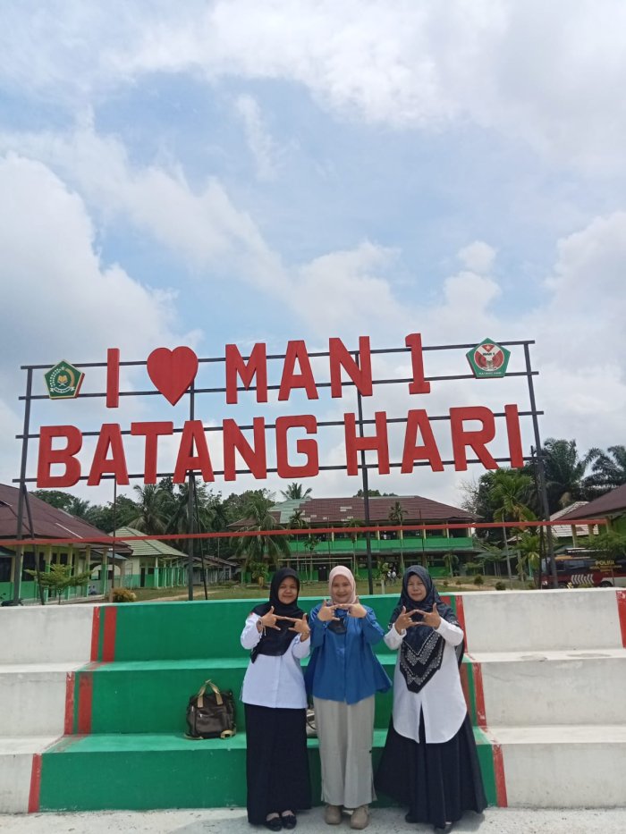 MAN 1 Batang Hari Dorong Sertifikasi Halal Kantin Madrasah