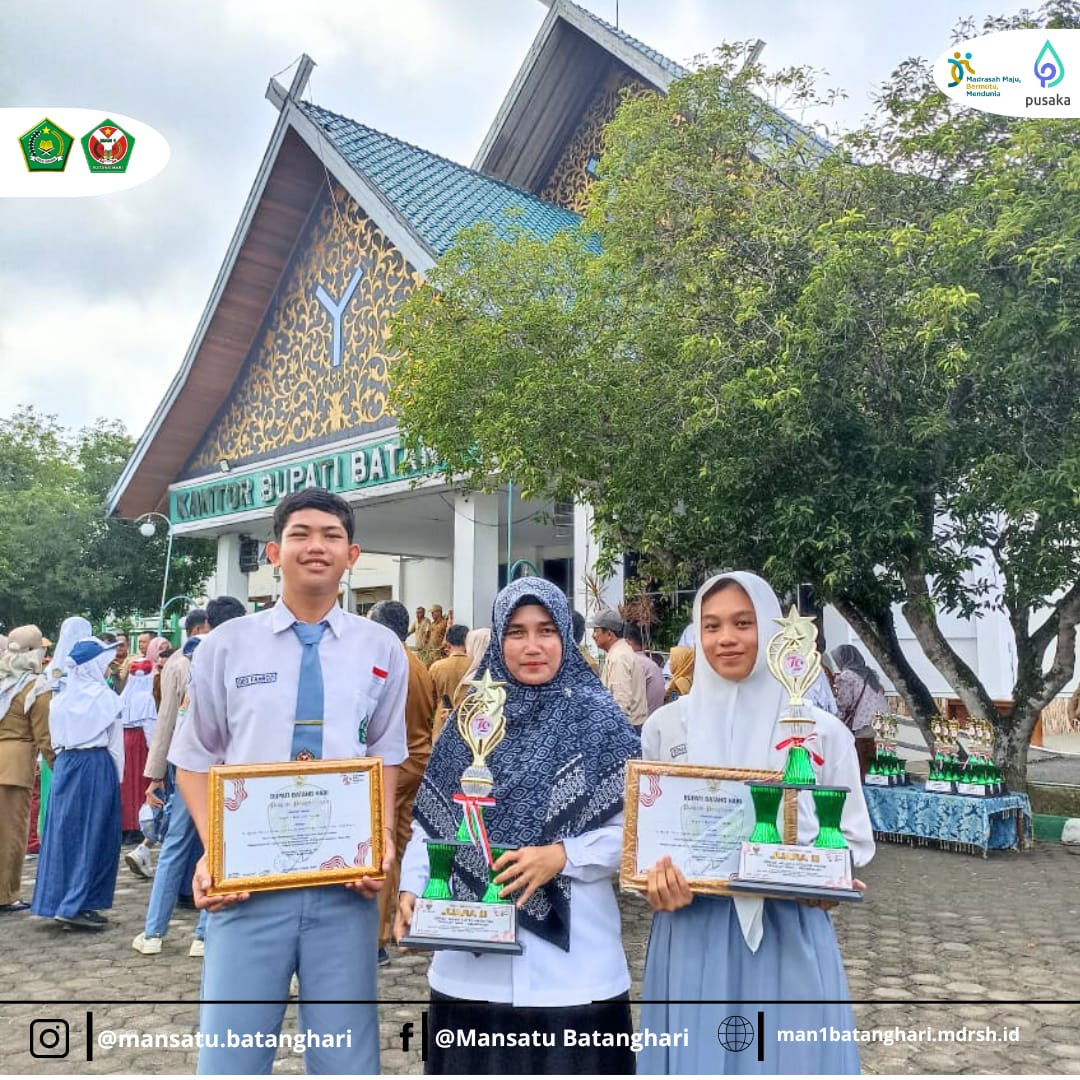 Prestasi Gemilang MAN 1 Batang Hari dalam Lomba Gerak Jalan dan Pawai Pembangunan 