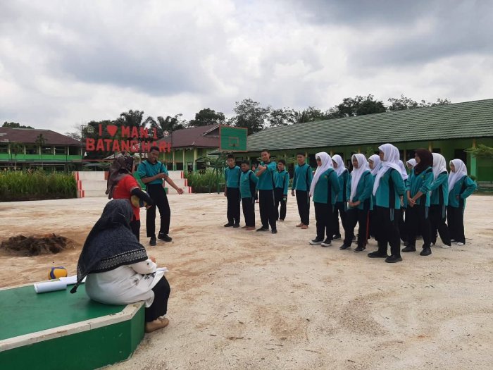 Supervisi Pembelajaran Penjas Kelas X di MAN 1 Batang Hari