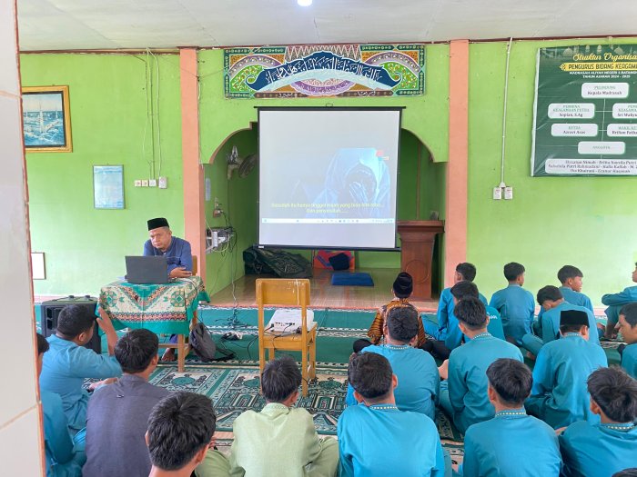 Kajian Islam Jumat Pagi MAN 1 Batang Hari: Mengingat Kematian