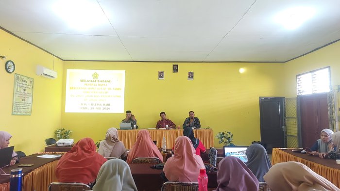 MAN 1 Batang Hari Bahas Kelulusan, Panitia Ujian dan Persiapan PMBM 2026