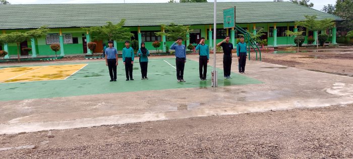 Tim Paskibra MAN 1 Batang Hari Matangkan Gladi Upacara Hari Lahir Pancasila Tim Paskibra MAN 1 Batang Hari Matangkan Gladi Upacara Hari Lahir Pancasila