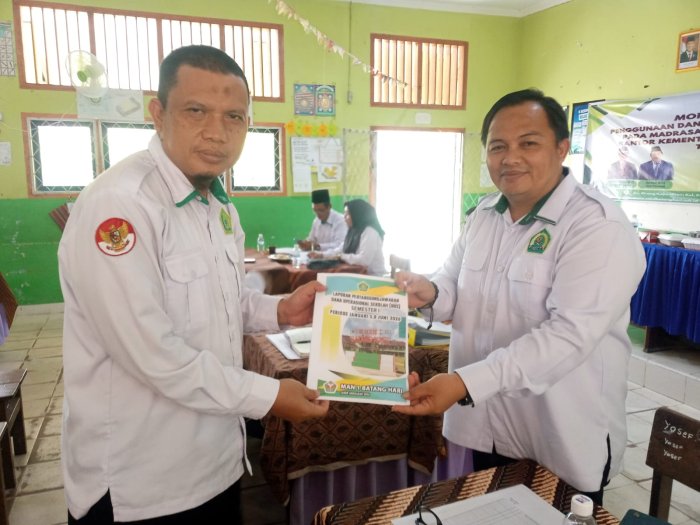 MAN 1 Batang Hari Perkuat Transparansi dan Akuntabilitas melalui Monev Dana BOS 2026 MAN 1 Batang Hari Perkuat Transparansi dan Akuntabilitas melalui Monev Dana BOS 2026
