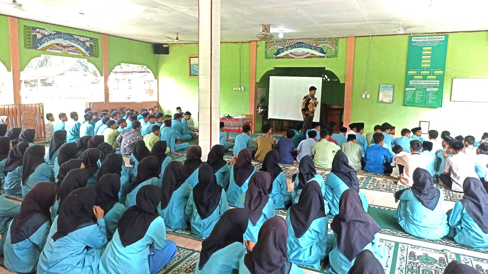 Sosialisasi Seminar Internasional ASEAN Youth Movement oleh Wirausaha Muda Nusantara