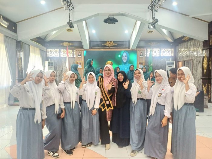 Siswa MAN 1 Batang Hari Ikuti Talk Show Bangga Kencana 2025 Bahas Kesehatan Remaja dan Bahaya Pergaulan Bebas