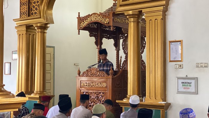 Safari Jumat MAN 1 Batang Hari di Masjid Nurul Iman Kampung Tengah