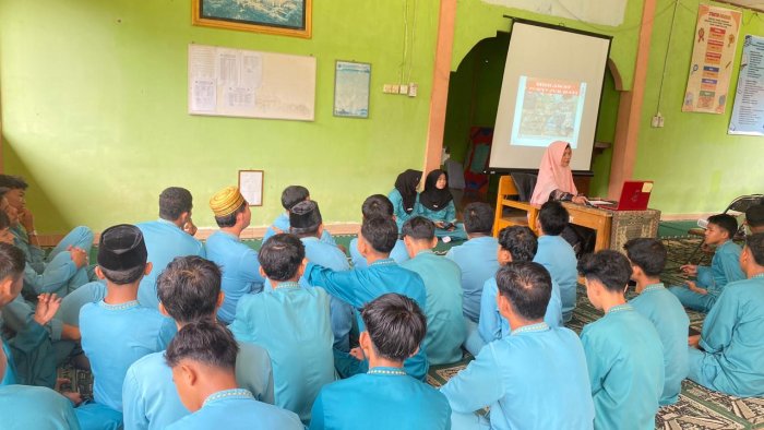 Kajian Islam Bertema Say No to Valentine Digelar di MAN 1 Batang Hari Kajian Islam Bertema Say No to Valentine Digelar di MAN 1 Batang Hari