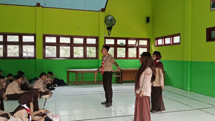 Anggota Gerakan Pramuka Gugus Depan 04-029 dan 04-030 Pangkalan MAN 1 Batang Hari Ikuti LPK- Penegak dan Pandega Anggota Gerakan Pramuka Gugus Depan 04-029 dan 04-030 Pangkalan MAN 1 Batang Hari Ikuti LPK- Penegak dan Pandega
