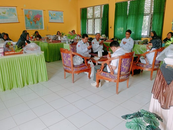 Cetak Guru Profesional, MAN 1 Batang Hari Gelar Tasyakuran Kelulusan PPG